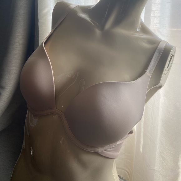 38C convertible undies.com beige nude T-shirt bra - Picture 3 of 12